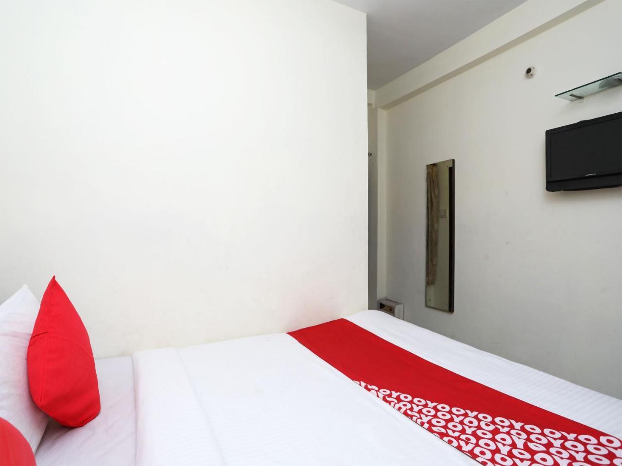 Oyo 13906 Vinita Inn Santragachi Exteriör bild